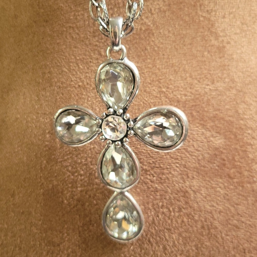 Cookie Lee Silver Tone Rhinestone Teardrop Cross Pendant Necklace 36 Whimsigoth